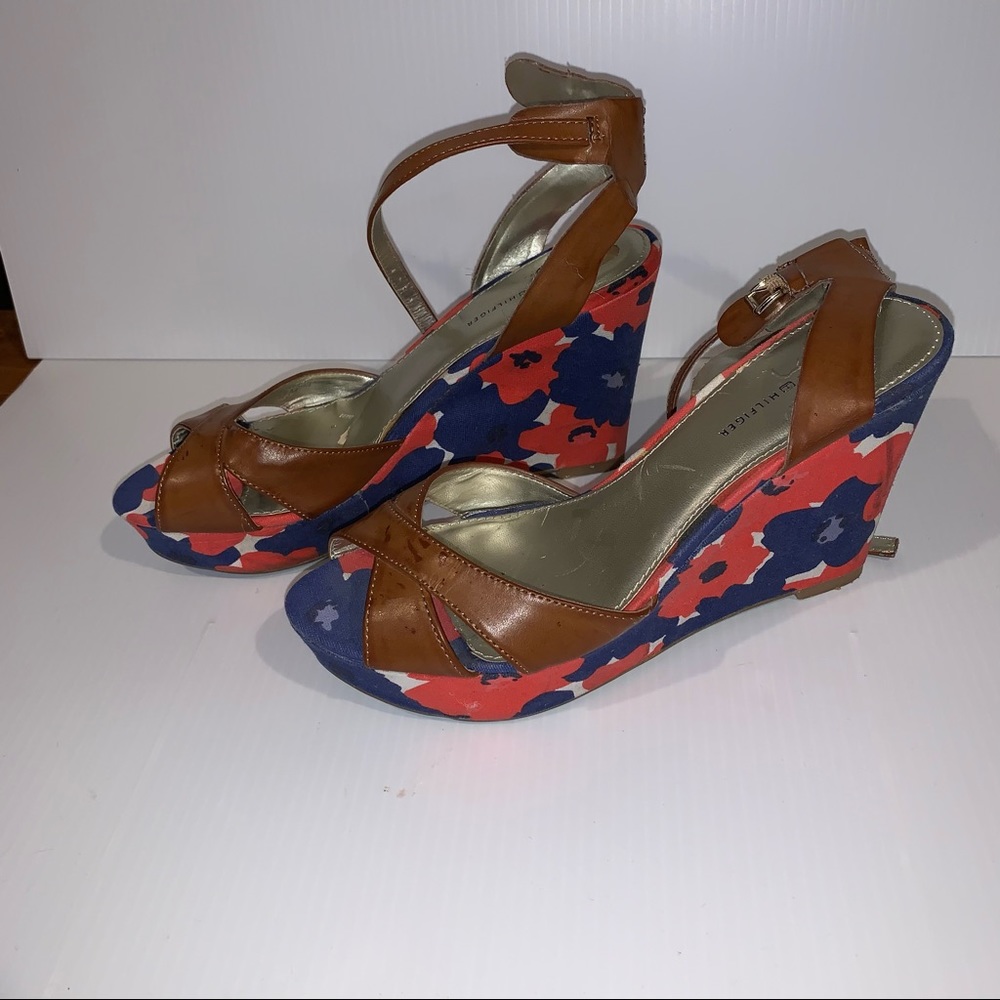 Tommy Hilfiger Floral 3 Inch Heels Size 7.5